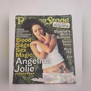 2001 July ROLLING STONE Magazine #872 -ANGELINA JOLIE Cover - Slipknot Blink-182